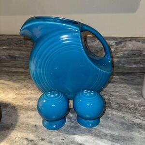Fiestaware USA HLC Disc Pitcher Peacock Blue 7" & Matching S&P Shakers NIB